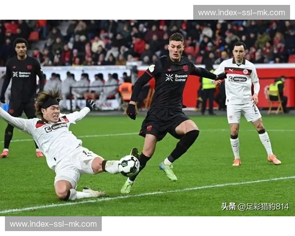 斯图加特客场取胜圣保利，欧冠席位争夺再添关键三分